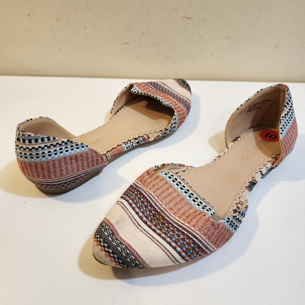 RESTRICTED Gally Women's Multicolor Stripes Flat Shoes  size 10